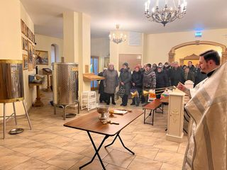 Расписание на Крещенский сочельник и праздник Богоявления