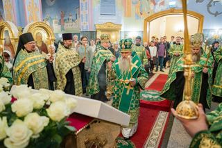 Митрополит Варсонофий совершил Всенощное бдение в нашем храме