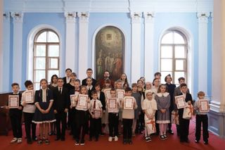 Воспитанник «Клуба молодых алтарников им.А.Ф.Петрова» и Воскресной школы нашего храма стал победителем конкурса «Пасхальное слово»