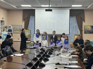 Воскресная школа нашего храма приняла участие в «Царских днях в Санкт-Петербурге»