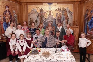 Акция-концерт «В поддержку Родины» вокально-реабилитационного круга «У Ксении»