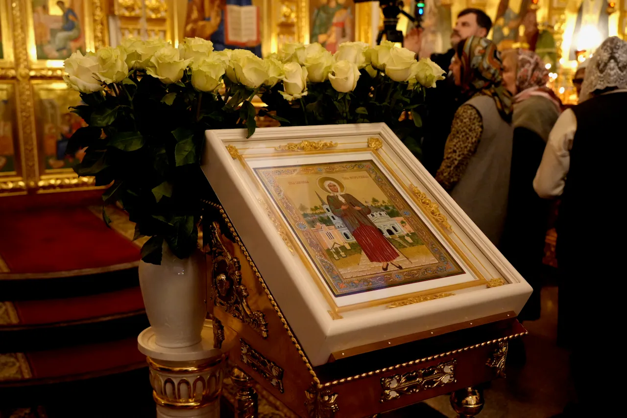 Митрополит Варсонофий совершил Всенощное бдение в храме Ксении Блаженной
