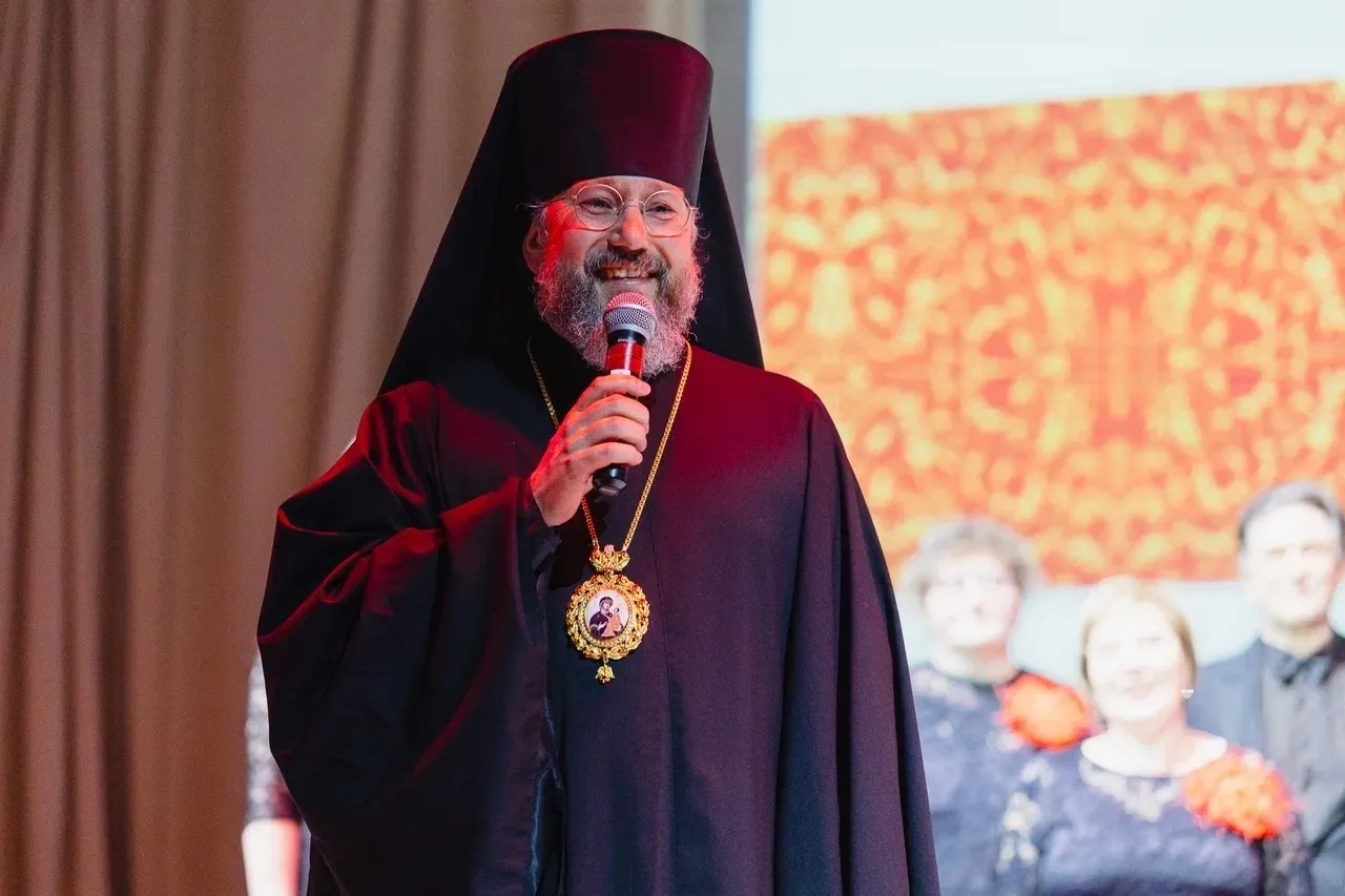 II Епархиальный Пасхальный фестиваль любительских хоров храмов Санкт-Петербурга «Пасхальная радость» прошел в Санкт-Петербурге