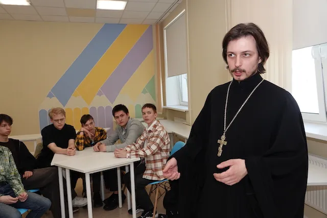 Интеллектуальная игра для школьников к 100-летию преставления святителя Тихона