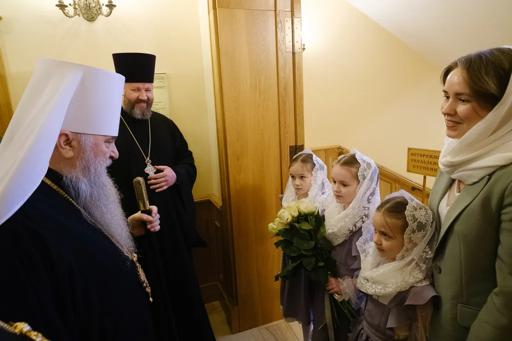 Всенощное бдение совершил митрополит Санкт-Петербургский и Ладожский Варсонофий