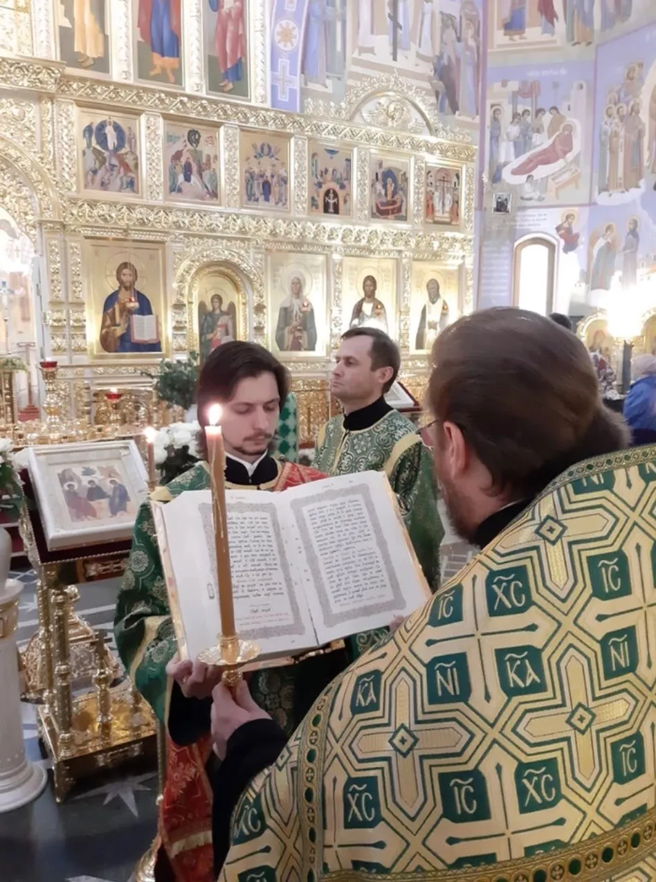 Престольный праздник в храме святой блаженной Ксении Петербургской на Лахтинской улице 17