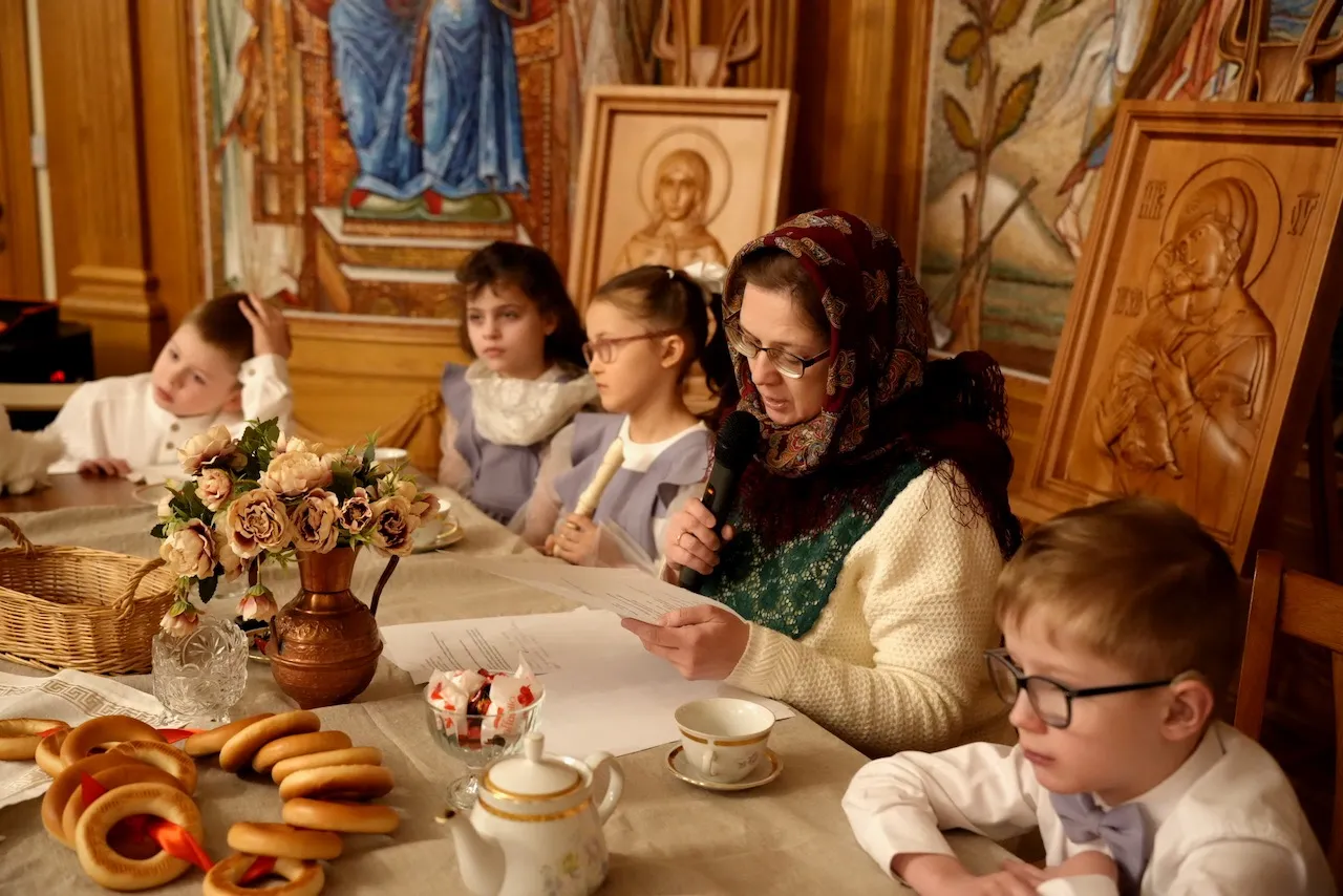 Выступление Воскресной школы и Любительского хора к престольному празднику