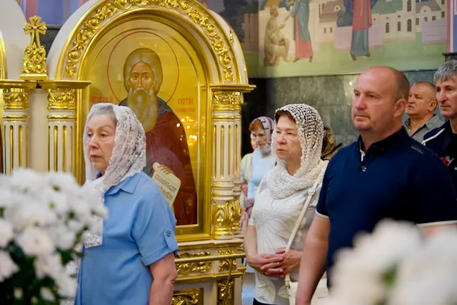 Славных и всехвальных первоверховных апостолов Петра и Павла