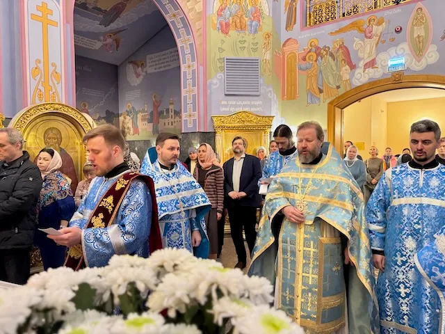 Введение во Храм Пресвятой Владычицы нашей Богородицы и Приснодевы Марии