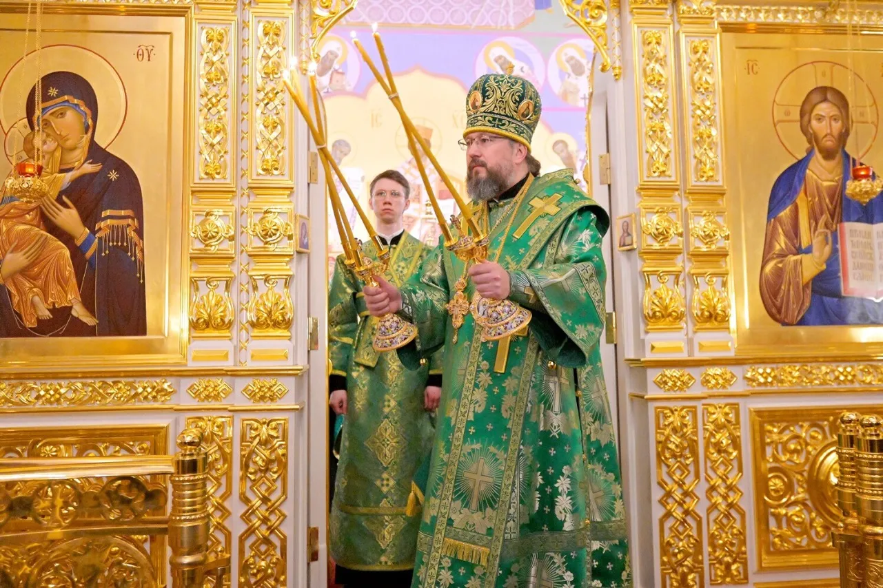 Митрополит Варсонофий совершил Всенощное бдение в храме святой Ксении Петербургской
