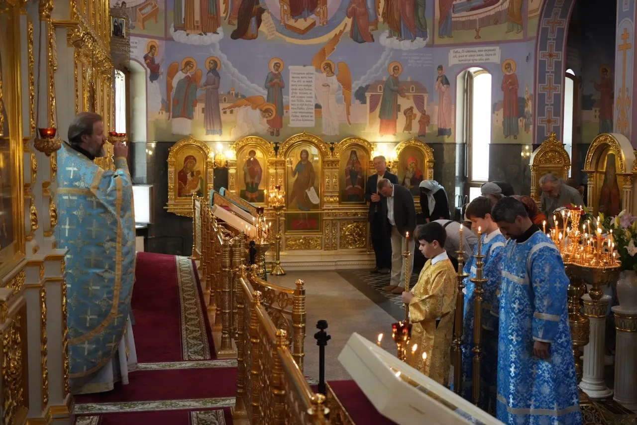 С Успением Пресвятой Богородицы!