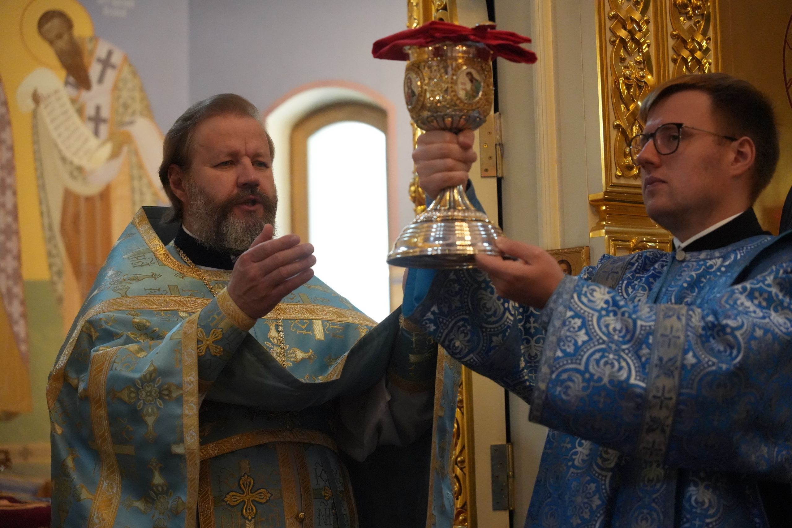 Праздничное богослужение в храме св. блж. Ксении Петербургской