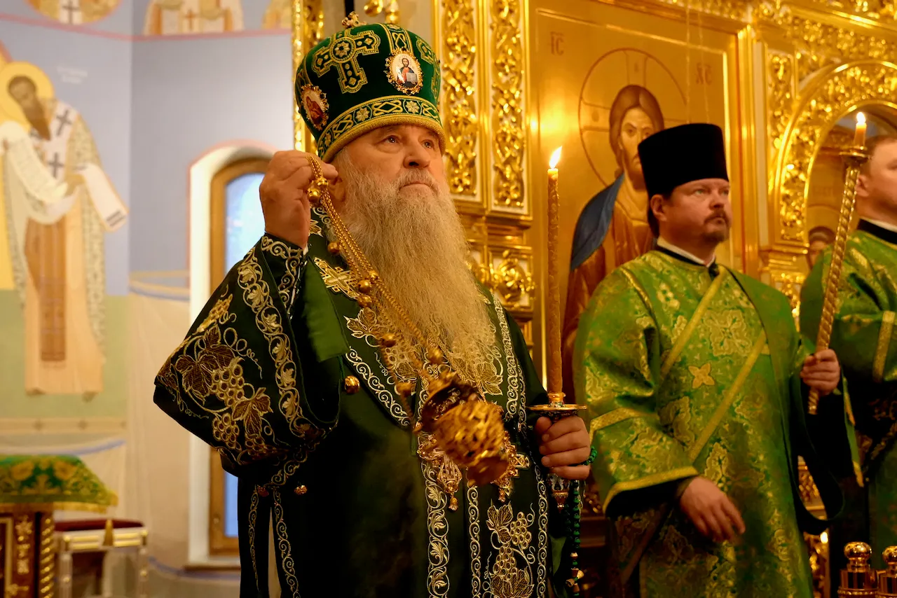 Митрополит Варсонофий совершил Всенощное бдение в храме Ксении Блаженной