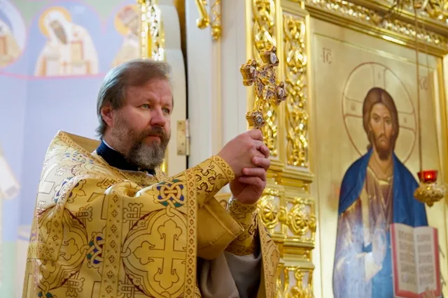 Славных и всехвальных первоверховных апостолов Петра и Павла