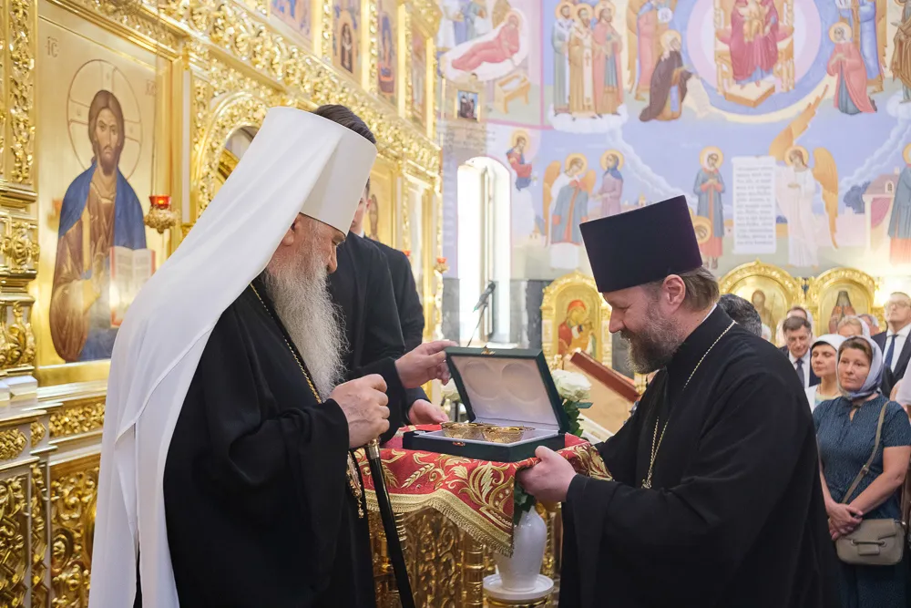 Митрополит Варсонофий совершил Всенощное бдение в храме Ксении Блаженной