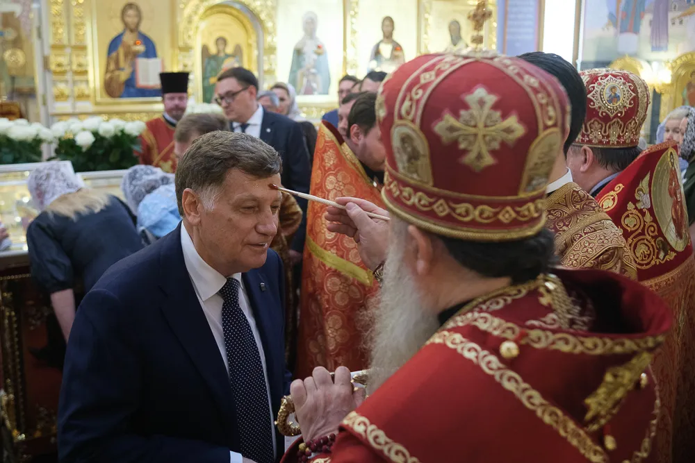 Митрополит Варсонофий совершил Всенощное бдение в храме Ксении Блаженной