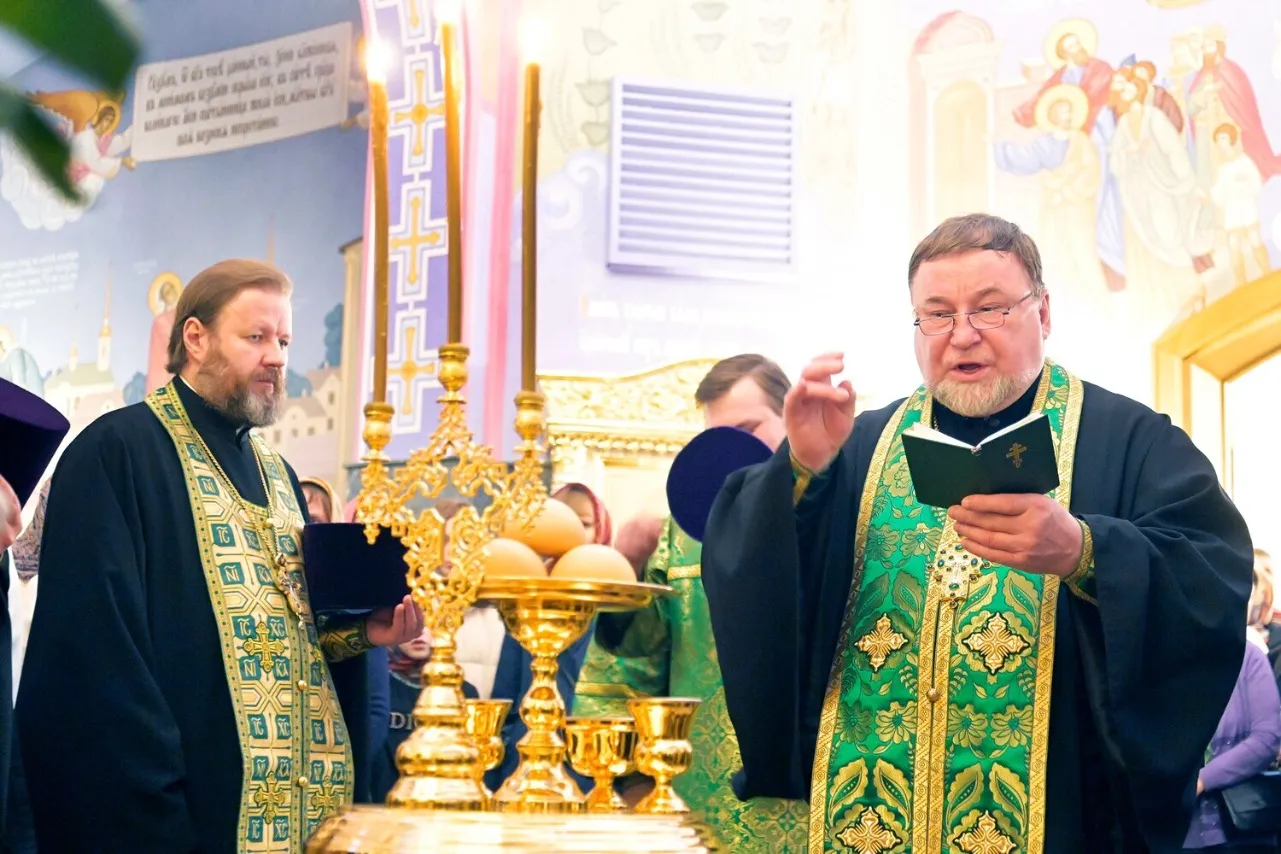 Митрополит Варсонофий совершил Всенощное бдение в храме святой Ксении Петербургской